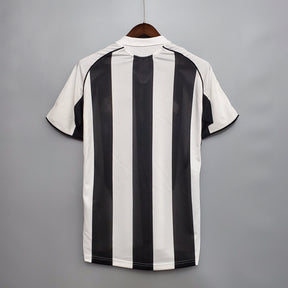 Newcastle Home 05/06 Retro