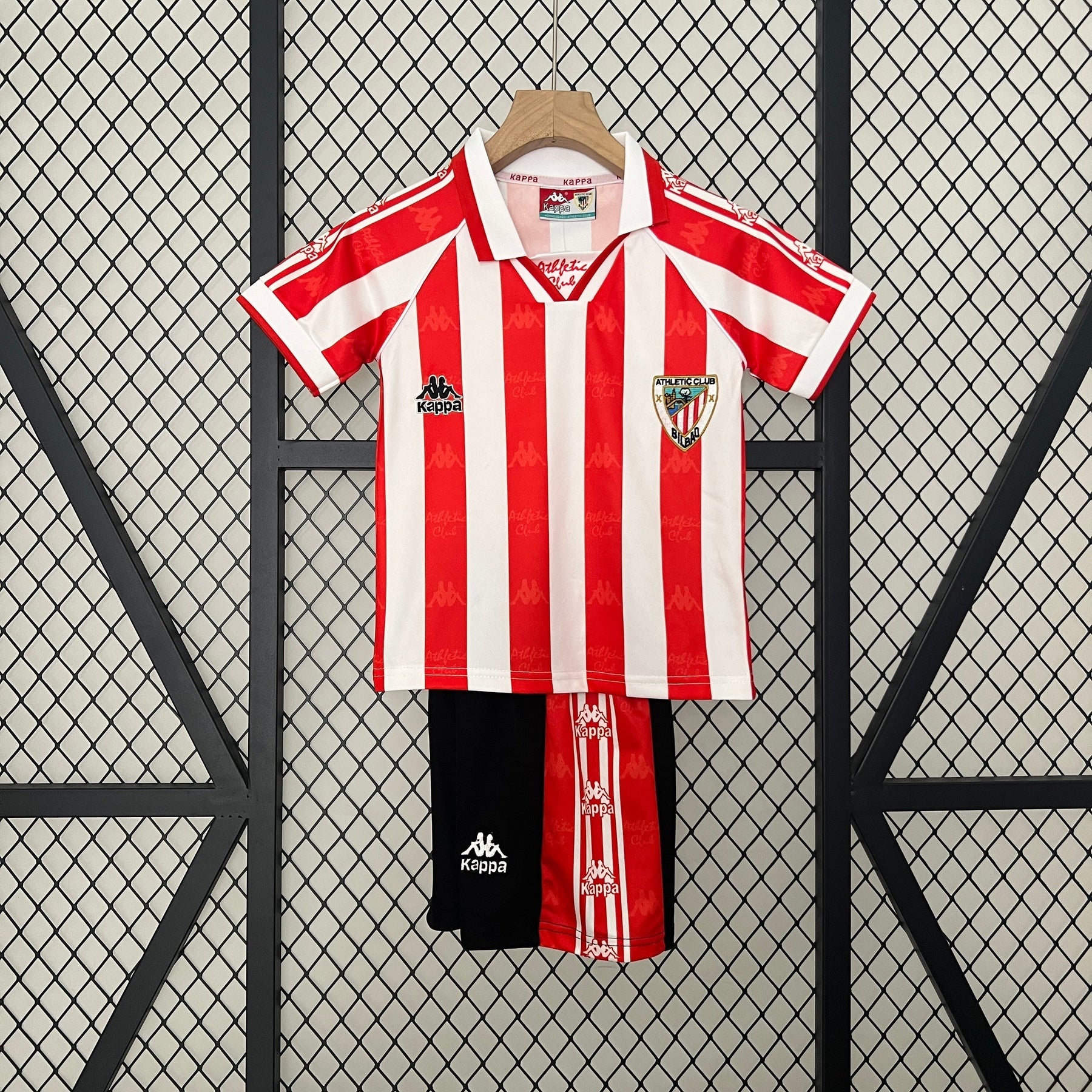 Kids Kit Athletic Club 95/97 retro